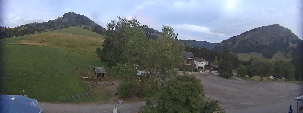 来自 Finsterwald 的 Bergrestaurant Gfellen, Finsterwald 实时摄像机频道