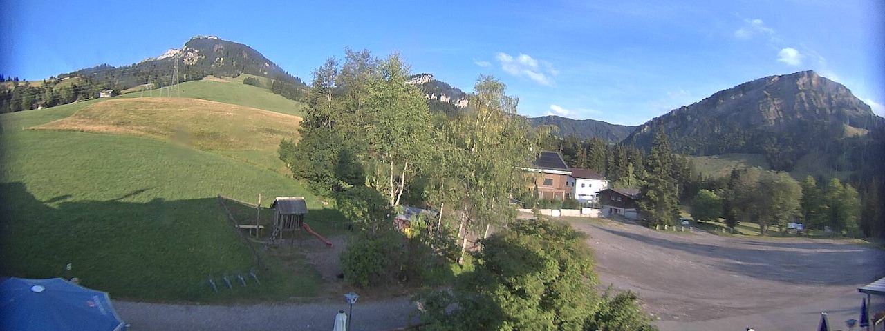 Live camera feed from Bergrestaurant Gfellen, Finsterwald in Finsterwald