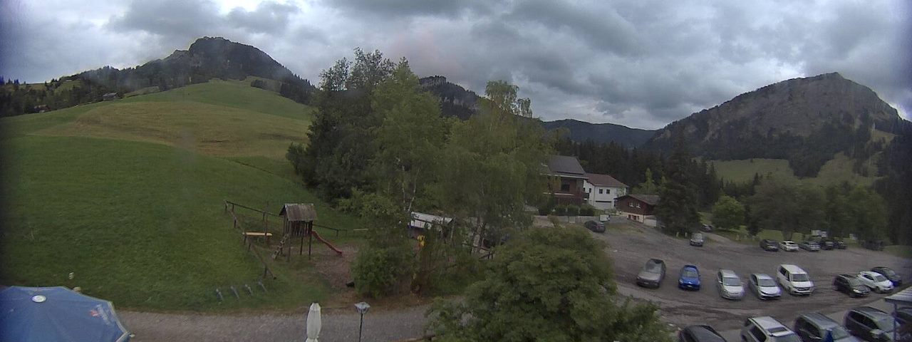 Direkte kamerakanal fra Bergrestaurant Gfellen, Finsterwald i Finsterwald