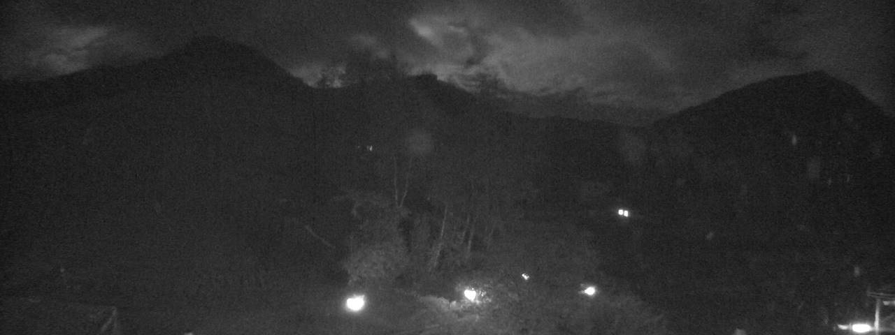 Canal de cameră live de la Bergrestaurant Gfellen, Finsterwald în Finsterwald