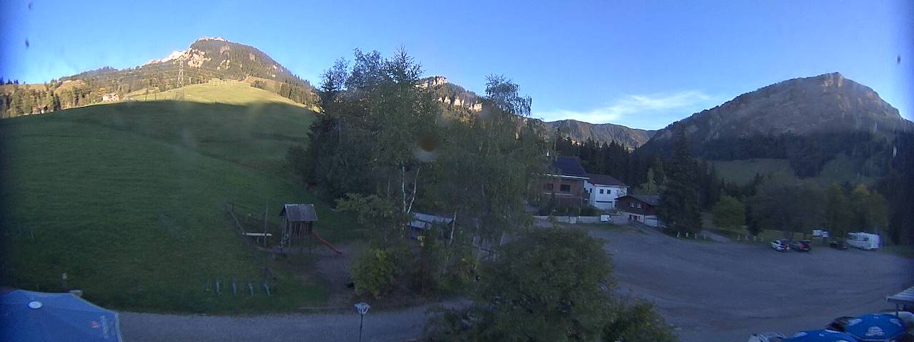 Live camera feed from Bergrestaurant Gfellen, Finsterwald in Finsterwald