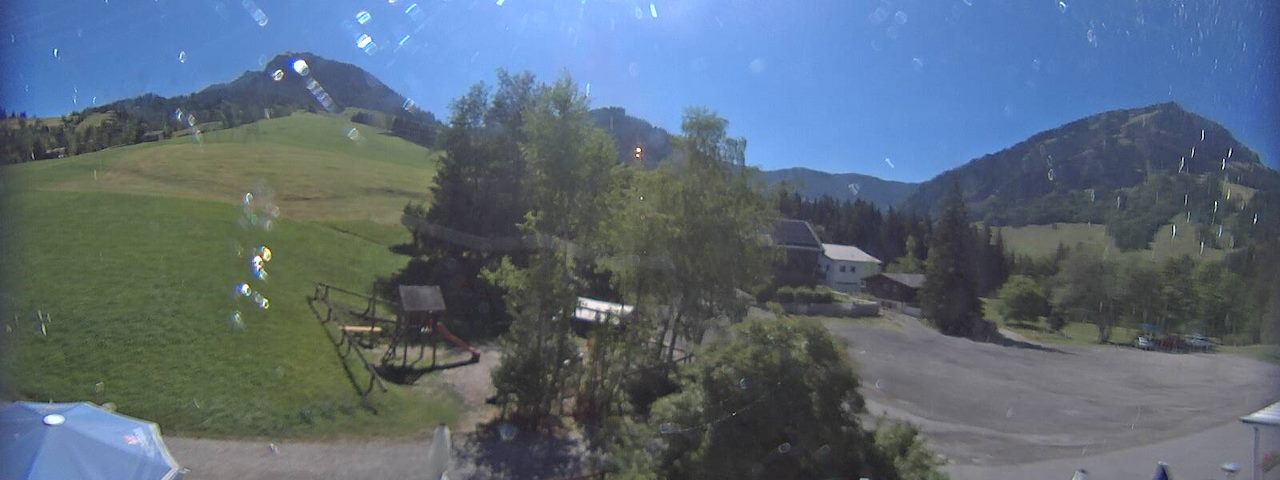 Live camera feed from Bergrestaurant Gfellen, Finsterwald in Finsterwald