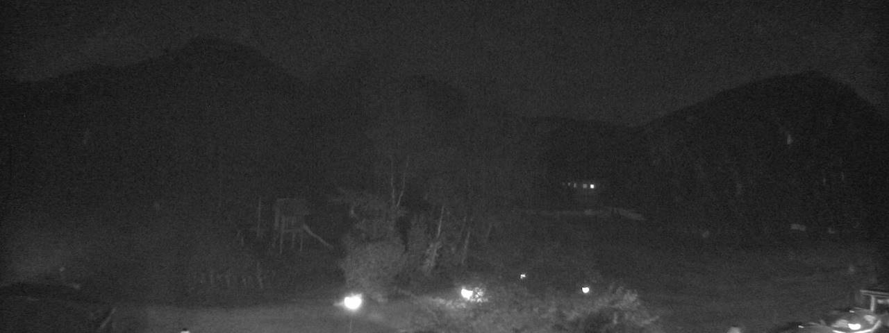 Live camera feed from Bergrestaurant Gfellen, Finsterwald in Finsterwald