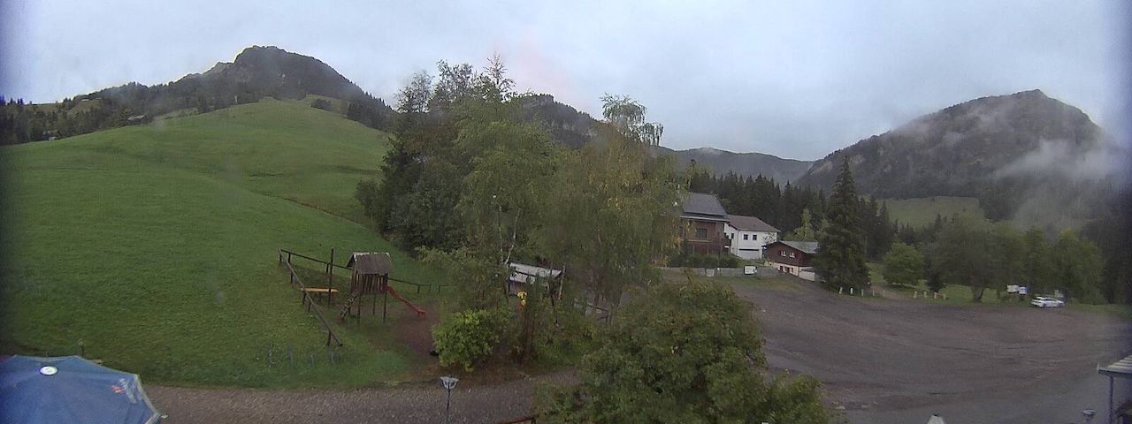 Live camera feed from Bergrestaurant Gfellen, Finsterwald in Finsterwald