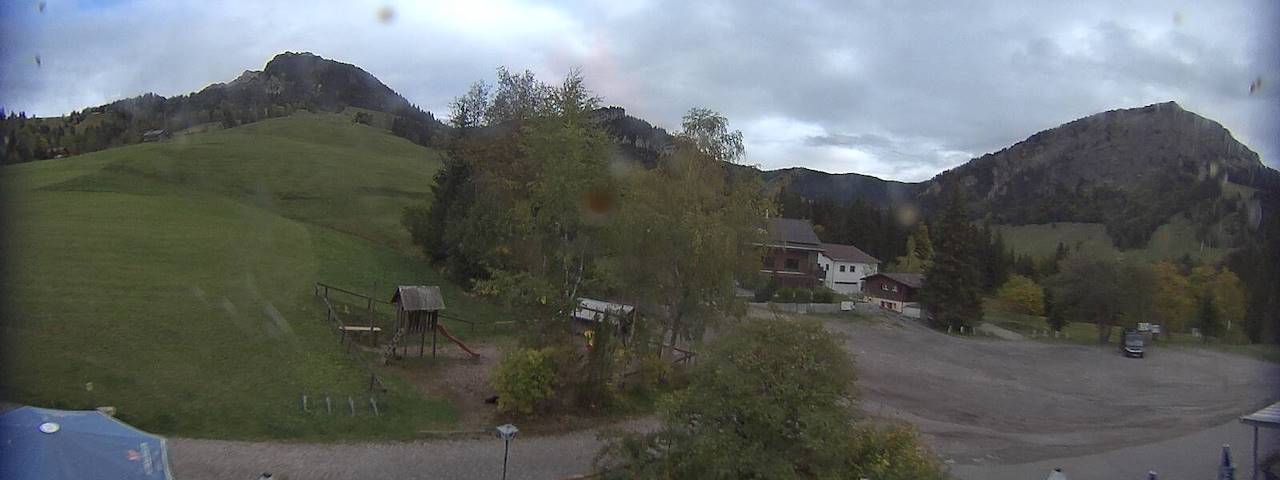 来自 Finsterwald 的 Bergrestaurant Gfellen, Finsterwald 实时摄像机频道
