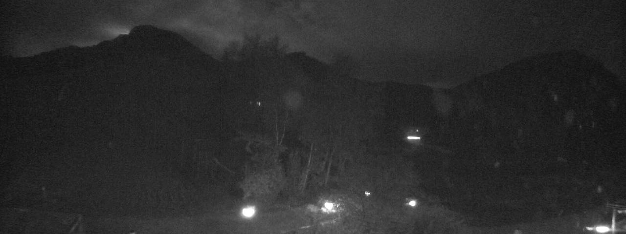 Live camera feed from Bergrestaurant Gfellen, Finsterwald in Finsterwald