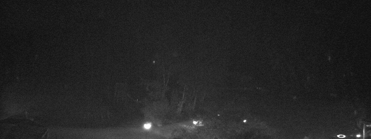 Live camera feed from Bergrestaurant Gfellen, Finsterwald in Finsterwald