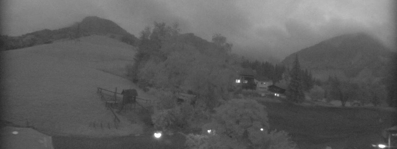 Live camera feed from Bergrestaurant Gfellen, Finsterwald in Finsterwald