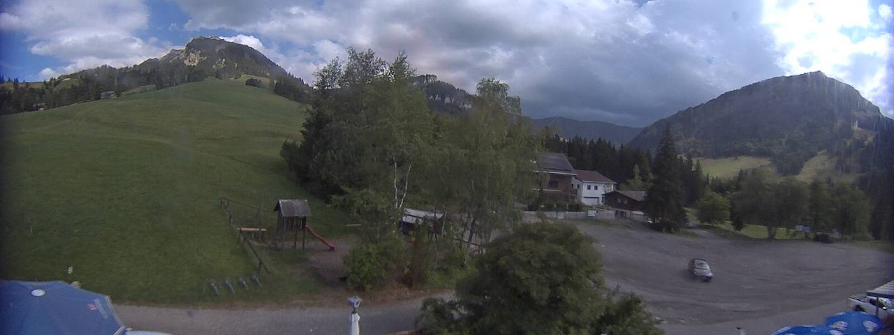 Canal de cámara en directo de Bergrestaurant Gfellen, Finsterwald en Finsterwald