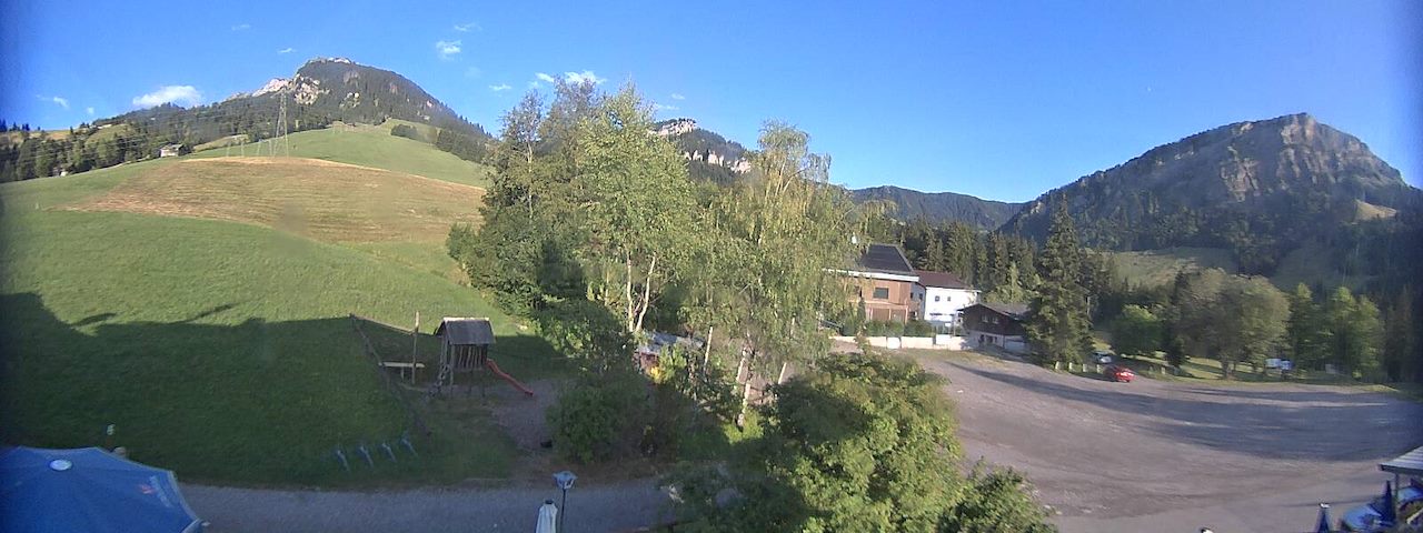 Live camera feed from Bergrestaurant Gfellen, Finsterwald in Finsterwald