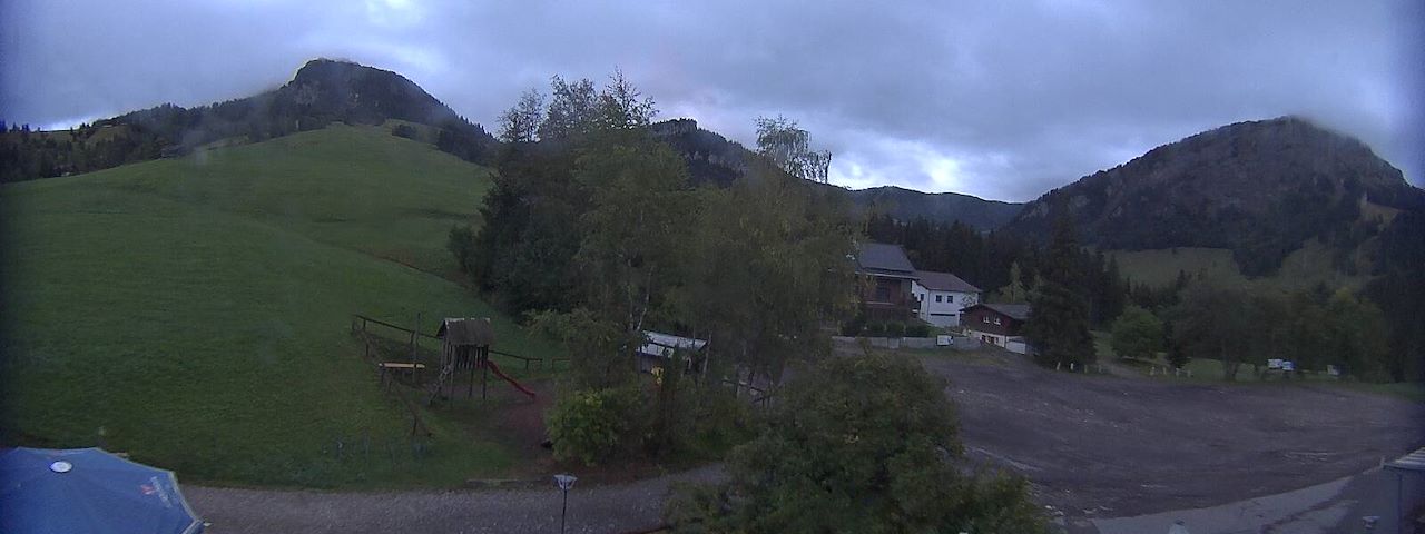 Live camera feed from Bergrestaurant Gfellen, Finsterwald in Finsterwald