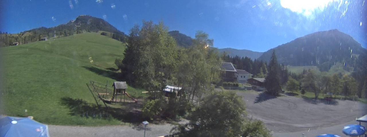 Live camera feed from Bergrestaurant Gfellen, Finsterwald in Finsterwald
