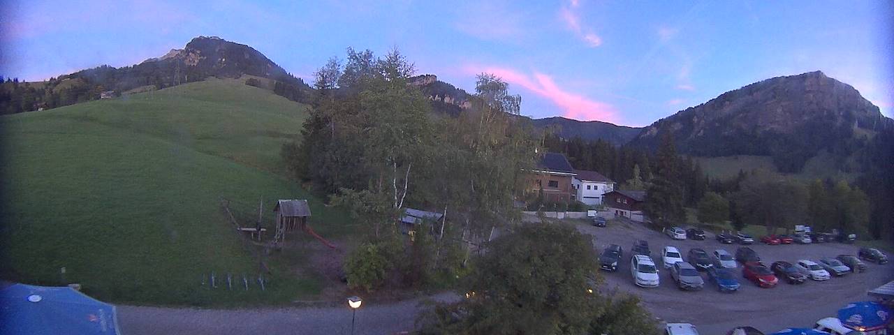 Live camera feed from Bergrestaurant Gfellen, Finsterwald in Finsterwald