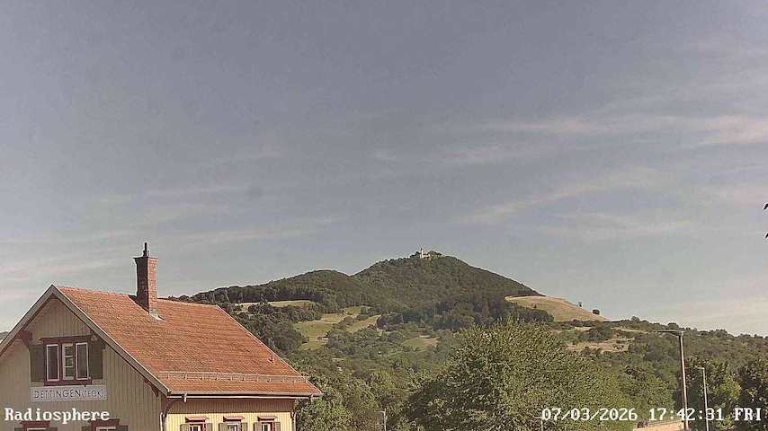 Live camera feed from RADiOSPHERE-BURG TECK in Burg Teck in Owen
