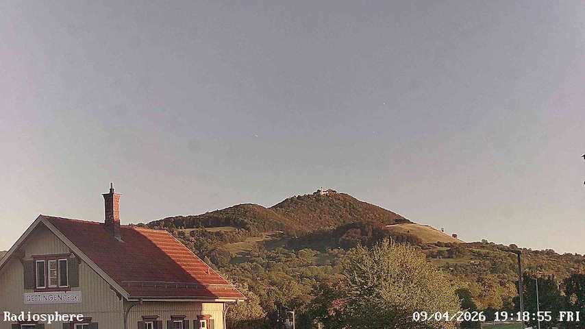 Live camera feed from RADiOSPHERE-BURG TECK in Burg Teck in Owen