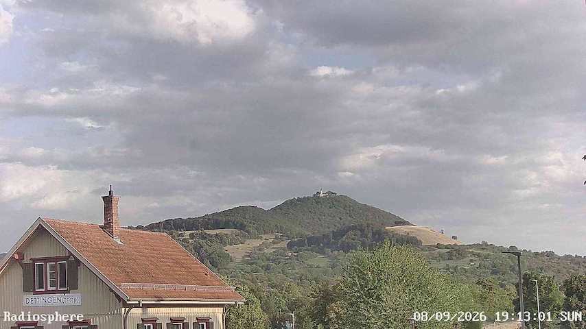 Live camera feed from RADiOSPHERE-BURG TECK in Burg Teck in Owen