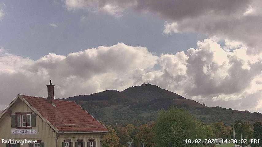 Live camera feed from RADiOSPHERE-BURG TECK in Burg Teck in Owen