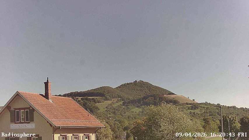 Live camera feed from RADiOSPHERE-BURG TECK in Burg Teck in Owen