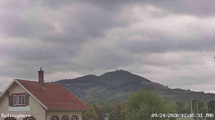 Live camera feed from RADiOSPHERE-BURG TECK in Burg Teck in Owen