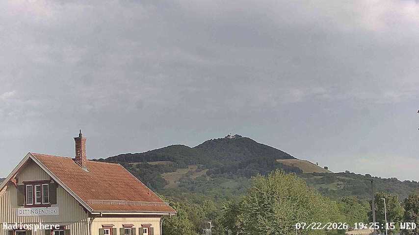 Live camera feed from RADiOSPHERE-BURG TECK in Burg Teck in Owen