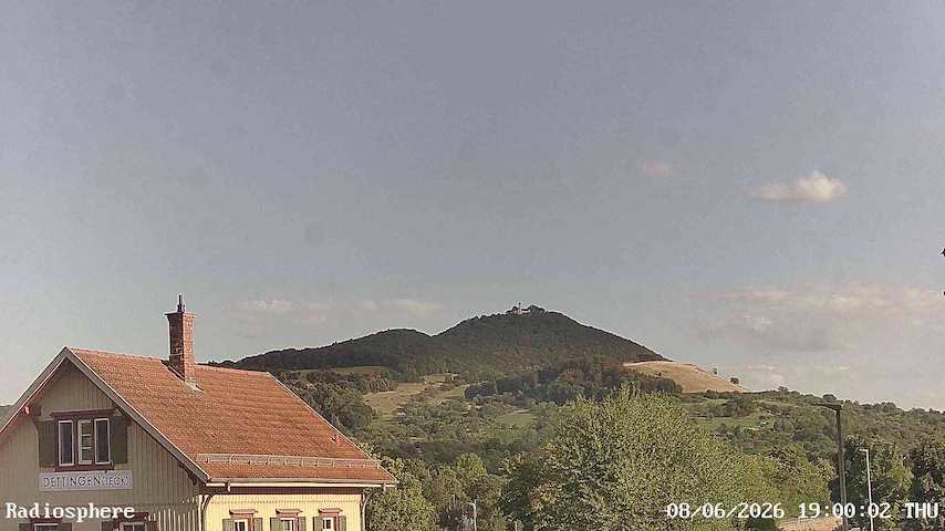 Live camera feed from RADiOSPHERE-BURG TECK in Burg Teck in Owen