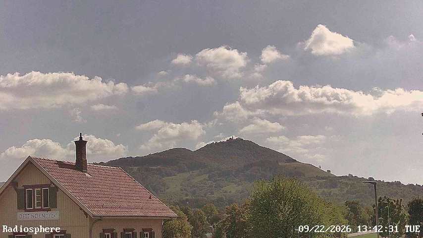 Live camera feed from RADiOSPHERE-BURG TECK in Burg Teck in Owen