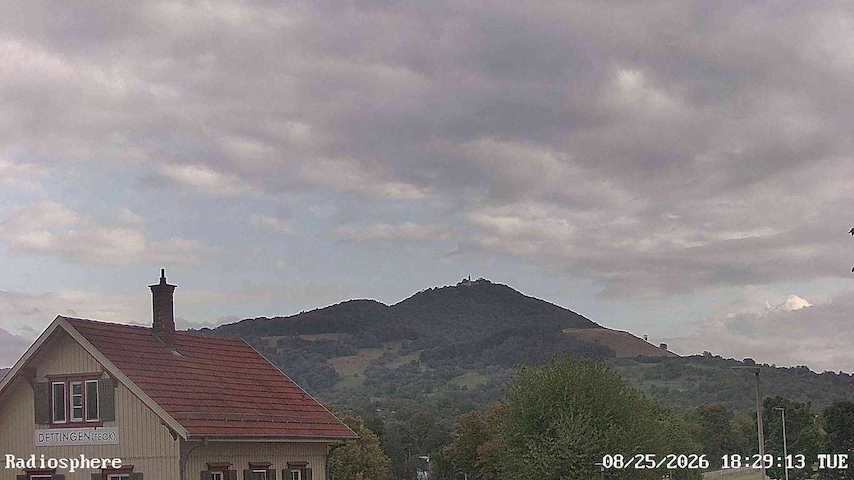 Live camera feed from RADiOSPHERE-BURG TECK in Burg Teck in Owen
