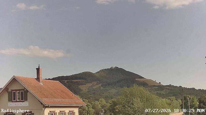 Live camera feed from RADiOSPHERE-BURG TECK in Burg Teck in Owen