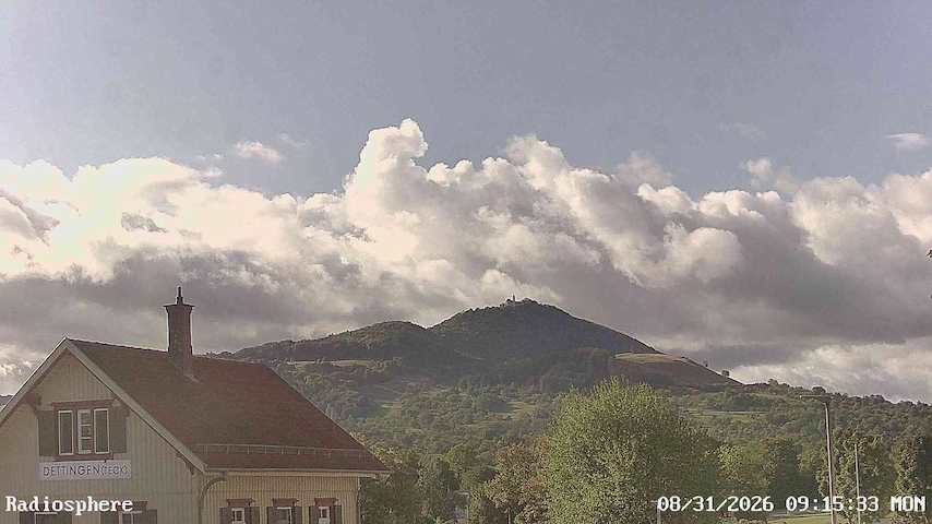 Live camera feed from RADiOSPHERE-BURG TECK in Burg Teck in Owen