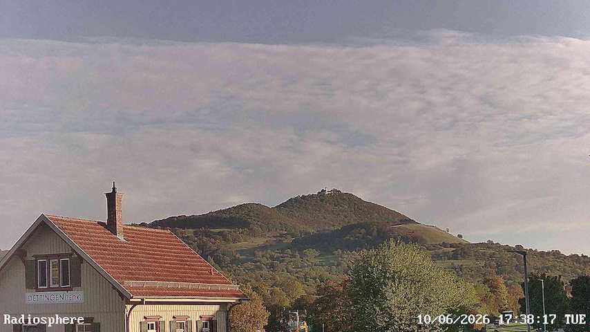 Živý kamerový kanál z RADiOSPHERE-BURG TECK v Burg Teck in Owen