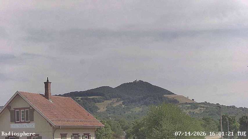 Live camera feed from RADiOSPHERE-BURG TECK in Burg Teck in Owen