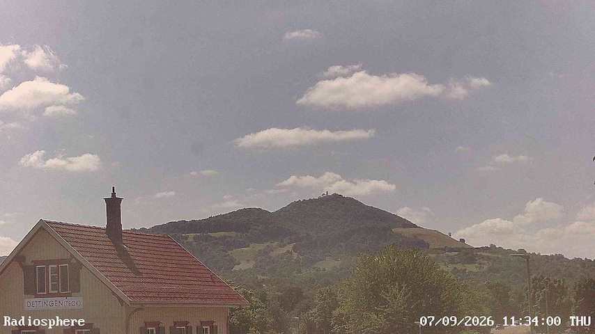 Live camera feed from RADiOSPHERE-BURG TECK in Burg Teck in Owen